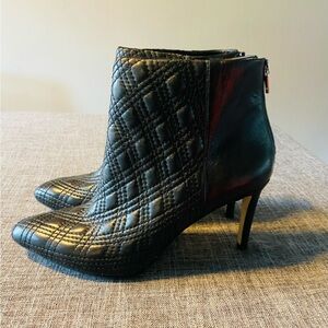 Banana Republic Black Quilted Leather Ankle Boots Size 9